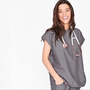 Figs Rafaela Scrub Top 🤍 Small Graphite